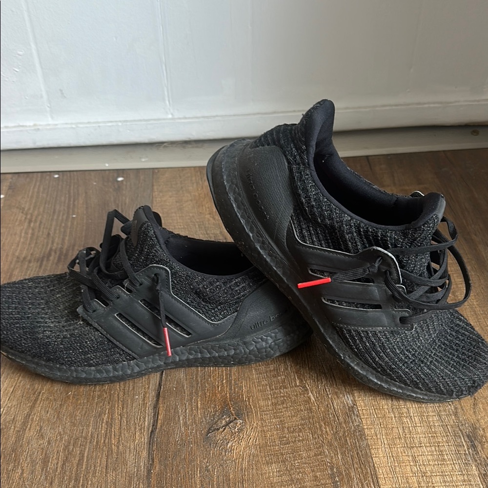 Adidas Triple Black Ultraboost